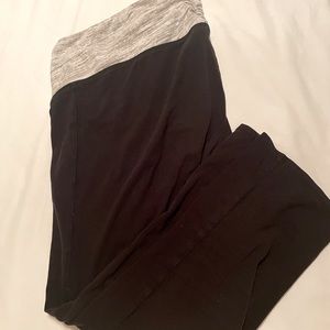 Maternity cropped leggings